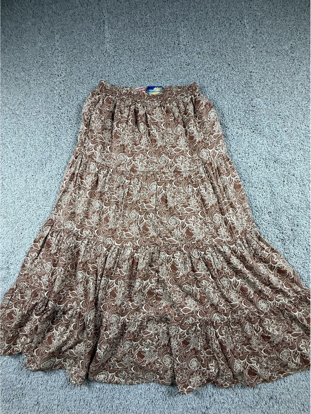 NWT Wrangler Women’s Size Small Maxi Skirt Prairie Bown Floral $45